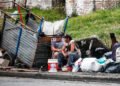 El Gobierno espera un repunte de la pobreza y prepara su argumento ante el próximo dato del INDEC