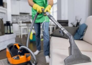Empleadas de casas particulares: cómo quedan los salarios con el nuevo aumento
