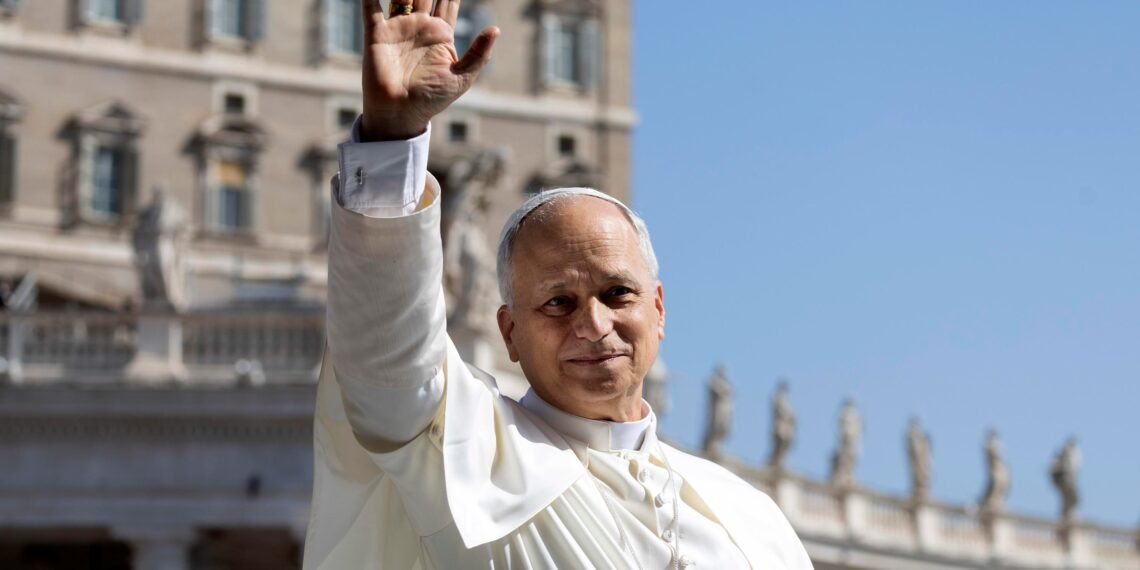 Iglesia y Gobierno, entre la coordinación por la visita del Papa y nuevas diferencias por la agenda social